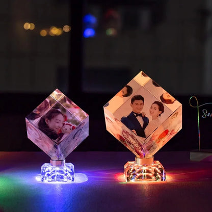 Customized Crystal Cube Photo Rotating Tabletop Color Printing for Wedding DIY Creative 3 Pictures Gift for Girlfriend Bestie